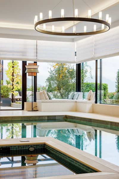 Systèmes rideaux drapés, SG 2360, Colorama 2, Villa at the lake, Lucerne, Switzerland