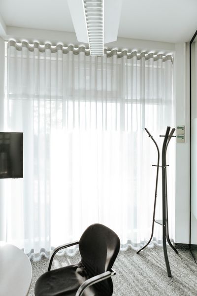 Vorhang-Systeme, SG 6465, Colorama 1 Alu, Raiffeisen Bankzentrale, Timelkam, Austria