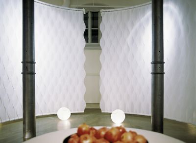 Vertikal-Lamellen, Vertical Waves