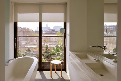 Rollo-Systeme, SG 4910, Multiscreen 1-10%, Room shot "Bateman's Row Penthouse Apartment", London, United Kingdom