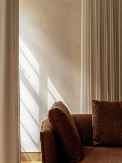 Systèmes de rideaux, SG 6870, Colorama 1, Ashley Court, London, United Kingdom