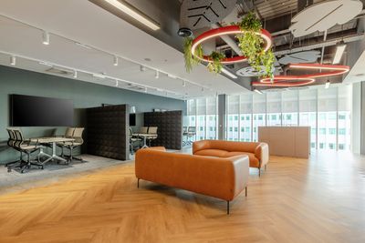 Rollo-Systeme, SG 4960, Versascreen 1-10%, Virgin Money, Glasgow, Scotland, United Kingdom