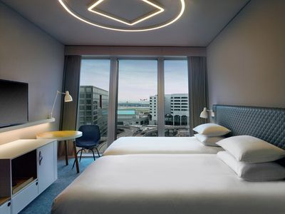 Systèmes de rideaux, SG 5600, Colorama 1, Hyatt Place Zurich Airport The Circle