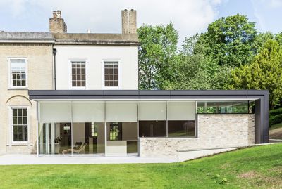 Systèmes stores enrouleurs, SG 4970, Multiscreen 1-10%, Broughton House, Sevenoaks, Kent, United Kingdom