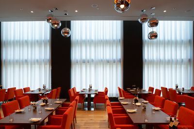 Vorhang-Systeme, SG 5600, Colorama 1, Room shot "Radisson Blu Hotel", Zurich, Switzerland, Wave