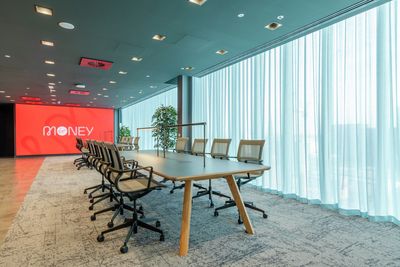 Vorhang-Systeme, SG 5600, Colorama 1, Virgin Money, Glasgow, Scotland, United Kingdom