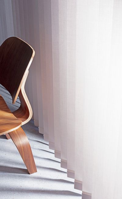 Systèmes de rideaux à bandes verticales, SG 2910, Multi Visio, Gerrards Cross, London, United Kingdom