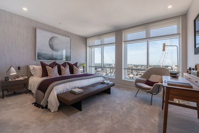 Systèmes stores enrouleurs, SG 4960, Multiscreen 1-10%, Centre Point, London, United Kingdom, Recess